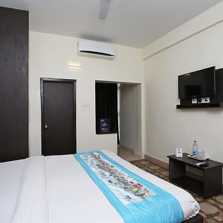 Oyo Stellar Resort Bhuvanesvar Kültér fotó