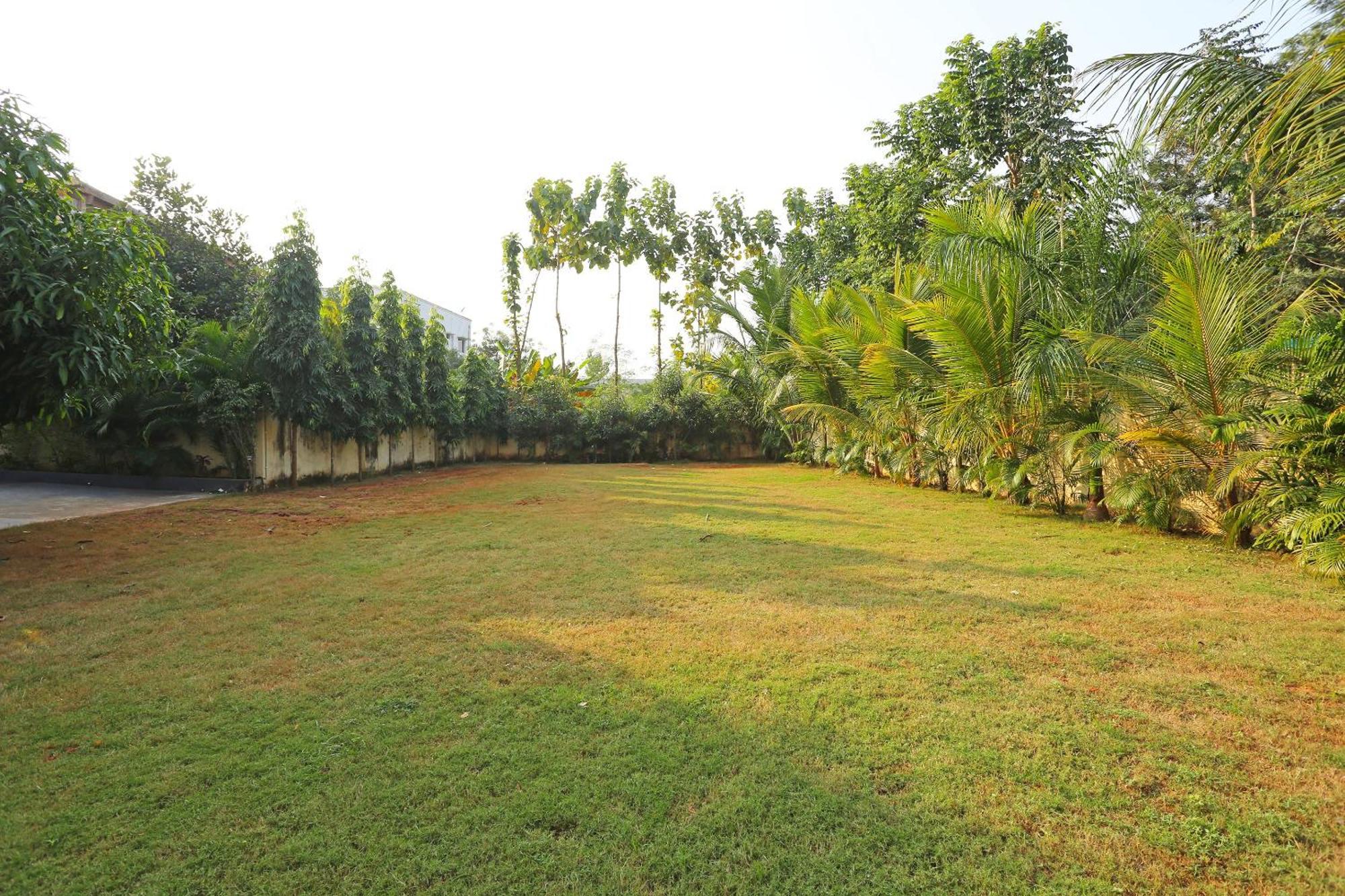 Oyo Stellar Resort Bhuvanesvar Kültér fotó